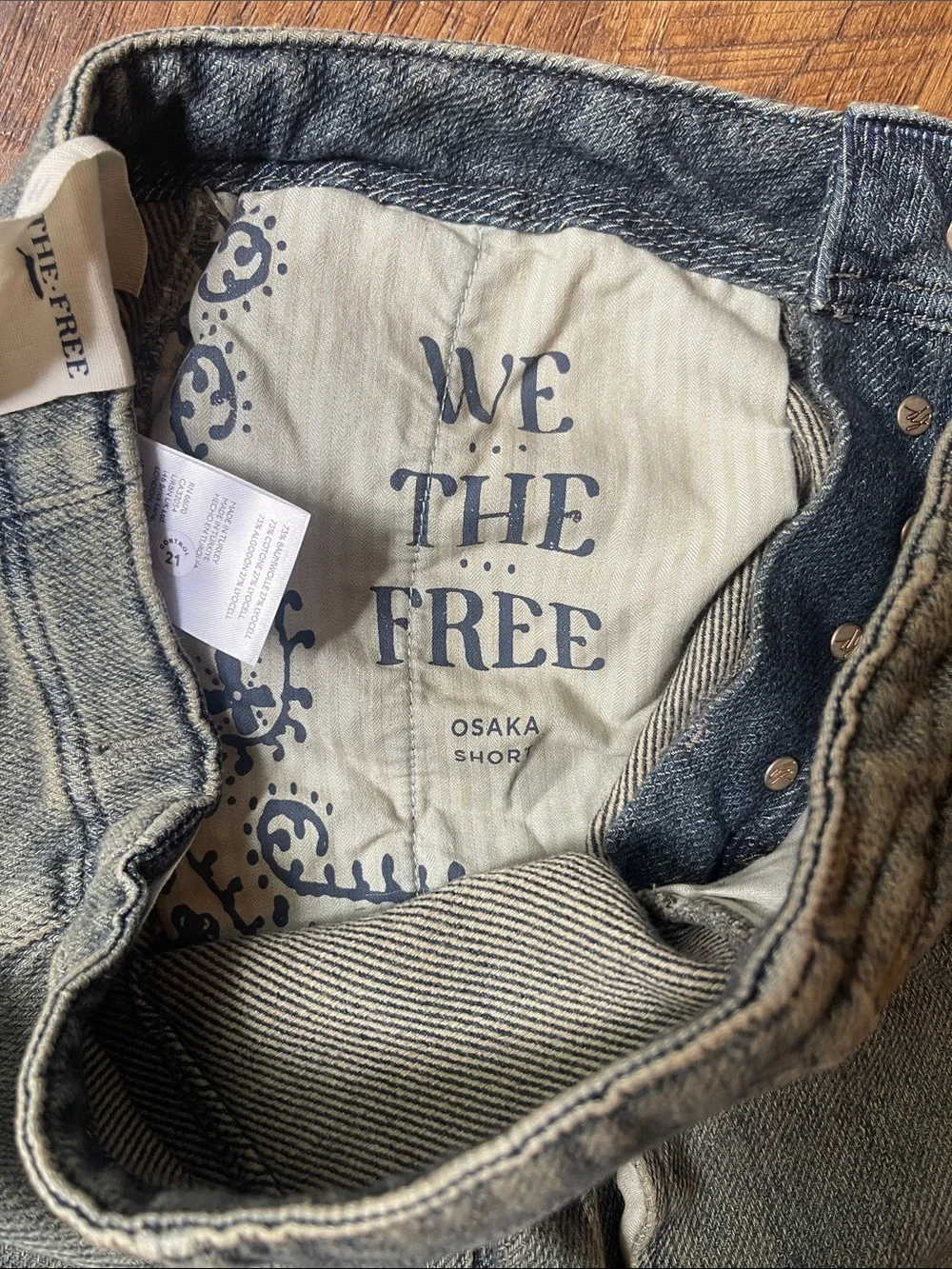 We The Free Osaka Relaxed Shorts Size 26